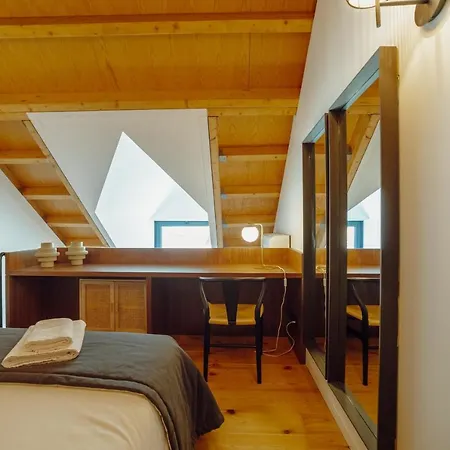 Elegant Downtown By Vacationy *