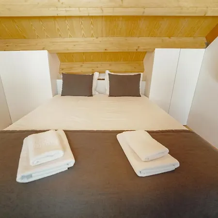 アパート Elegant Downtown By Vacationy